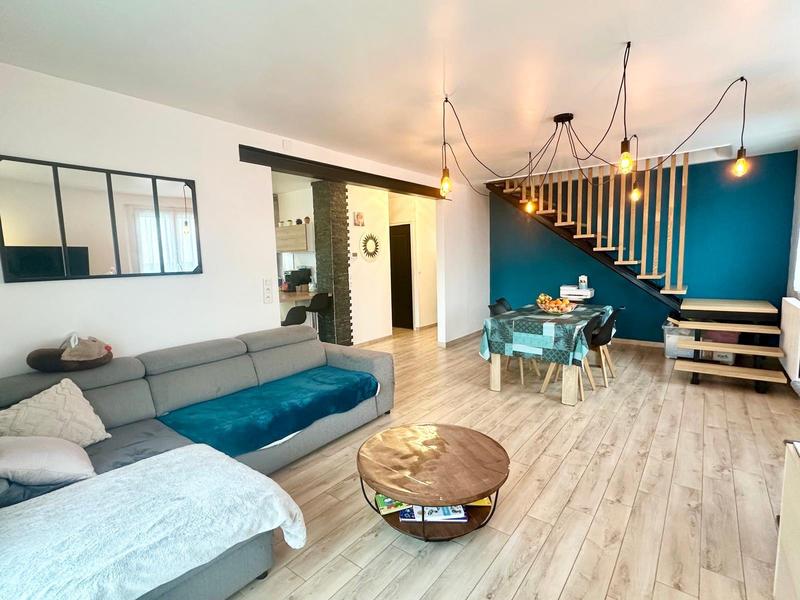 Maison - 111 m² - 5 pièces