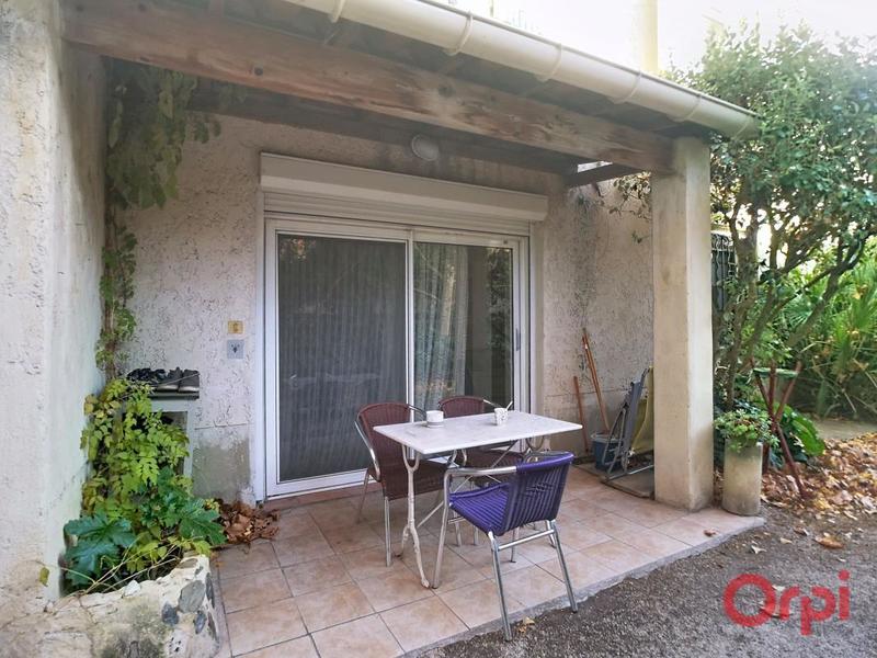 Maison - 295 m² - 12 pièces