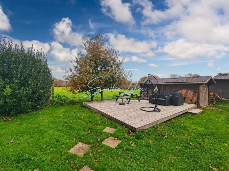 Immeuble - 170 m² - 10 pièces