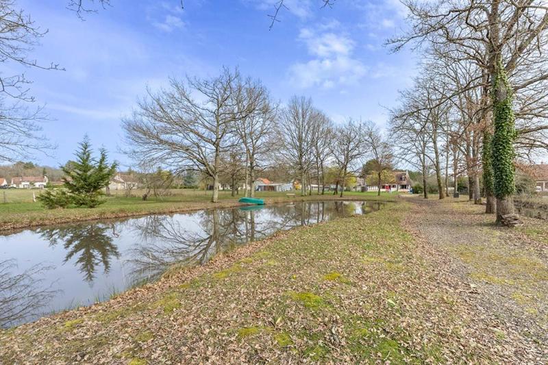 Maison - 185 m² - 8 pièces