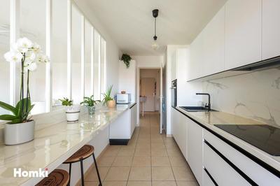 Appartement - 60 m² - 2 pièces