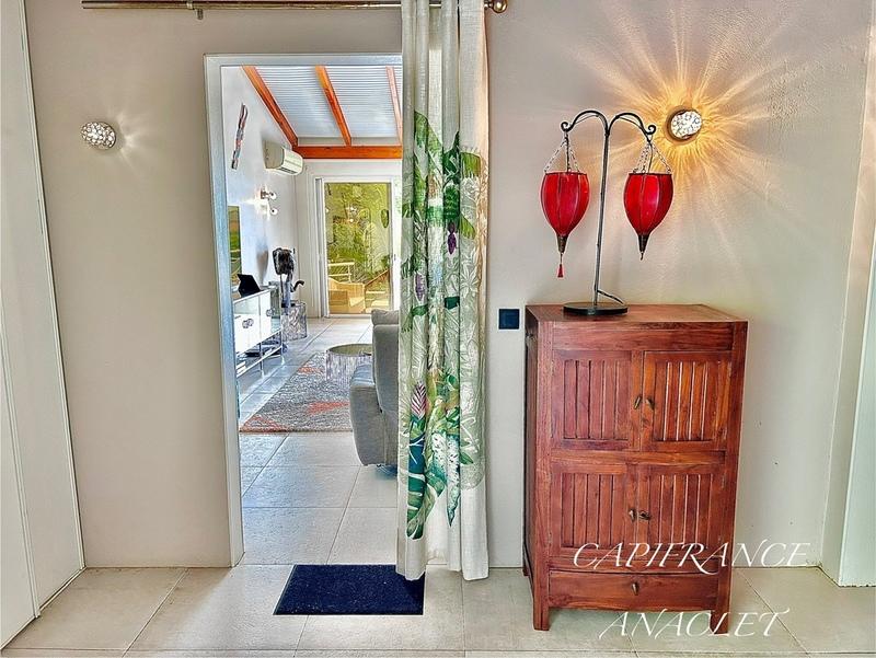 Villa - 215 m² - 6 pièces