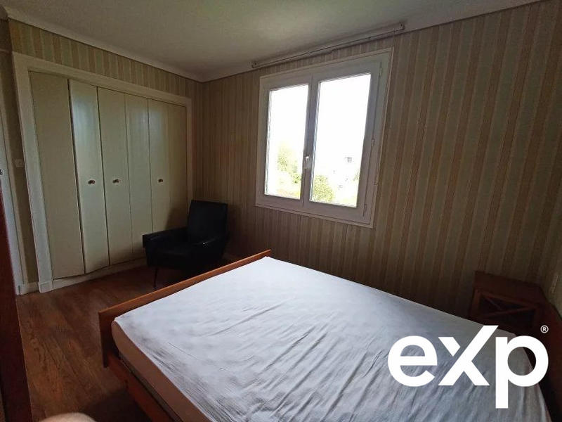 Maison - 93 m² - 5 pièces