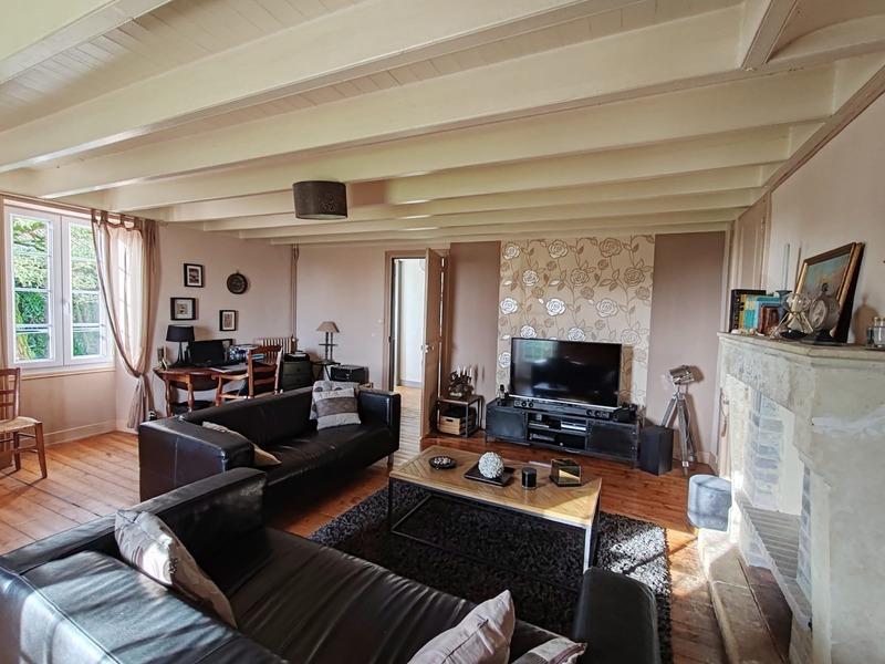 Maison - 155 m² - 6 pièces