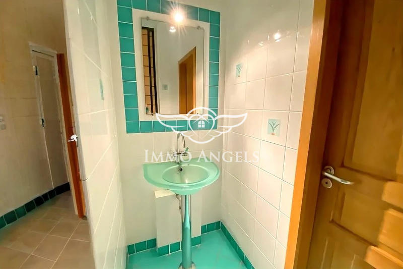 Maison contemporaine - 202 m² - 6 pièces