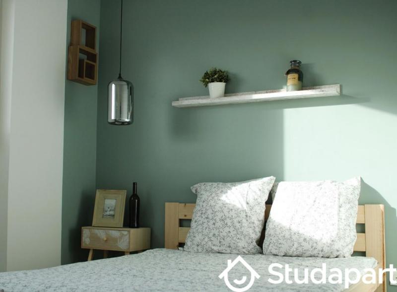 Chambre - 10 m² - 1 pièce