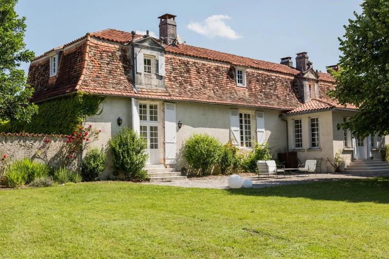 Propriété - 509 m² - 12 pièces