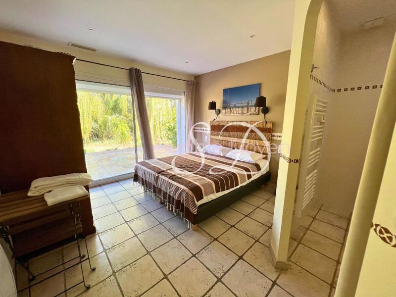 Maison - 523 m² - 14 pièces