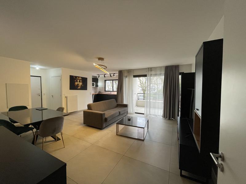 Appartement - 92 m² - 4 pièces