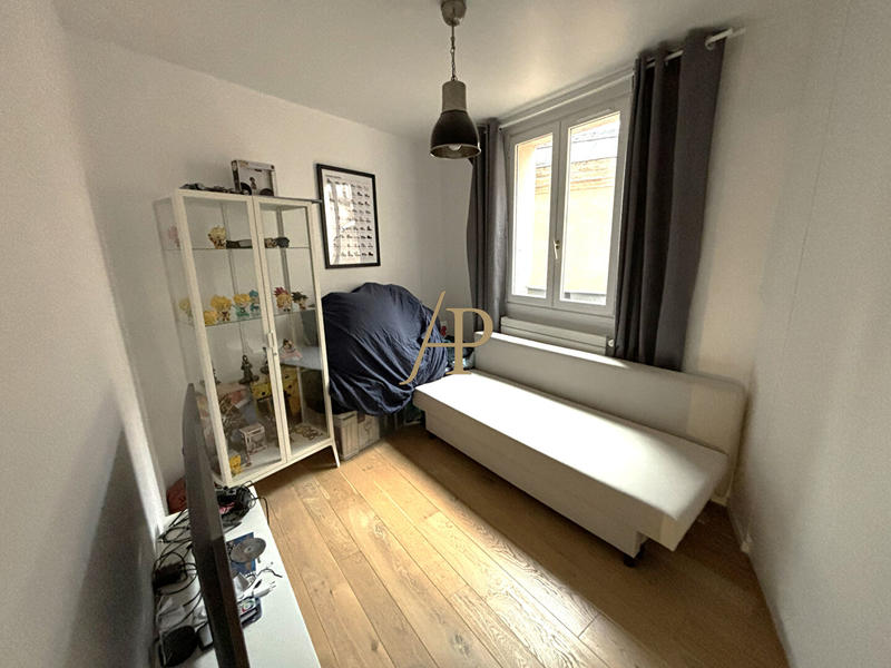 Appartement - 135 m² - 6 pièces