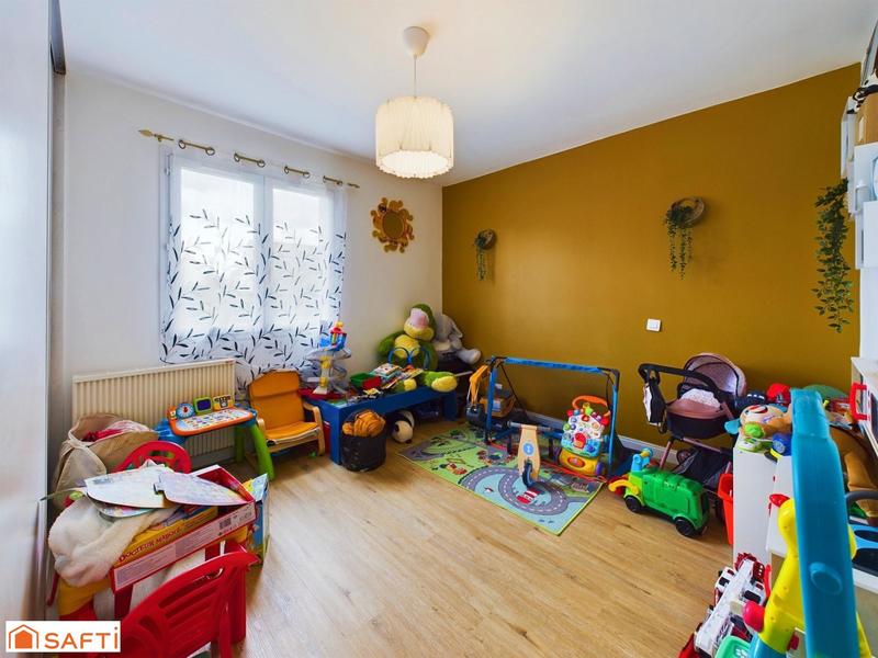 Maison - 110 m² - 4 pièces