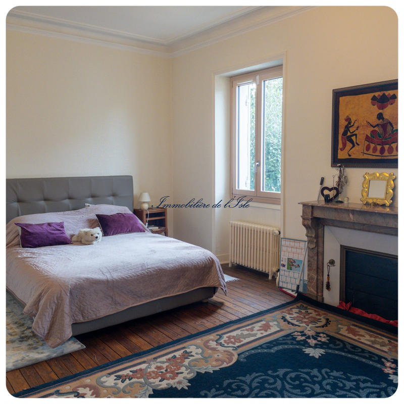 Maison - 179 m² - 9 pièces