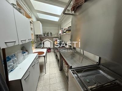 Local commercial - 257 m² - 5 pièces
