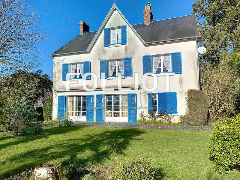 Maison - 204 m² - 7 pièces