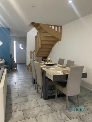 Maison contemporaine - 137 m² - 6 pièces