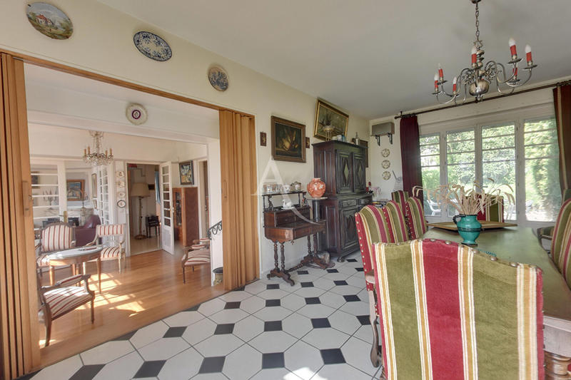 Maison - 148 m² - 7 pièces