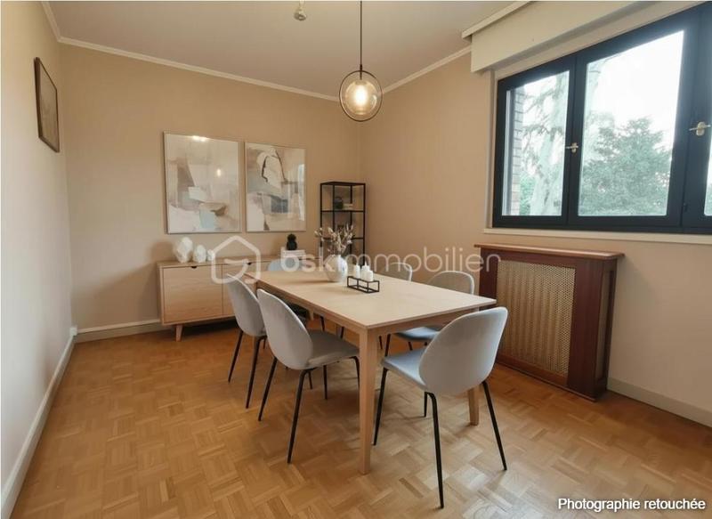 Appartement - 101 m² - 5 pièces