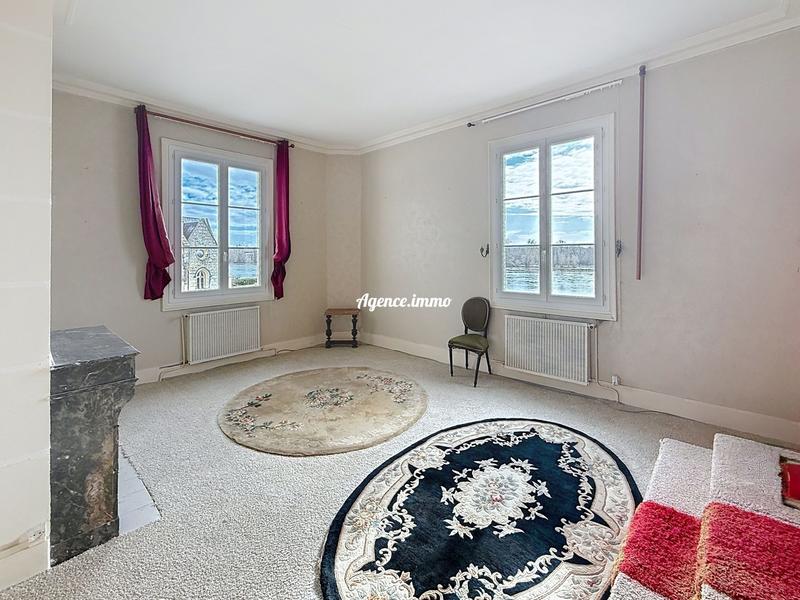 Maison - 258 m² - 10 pièces