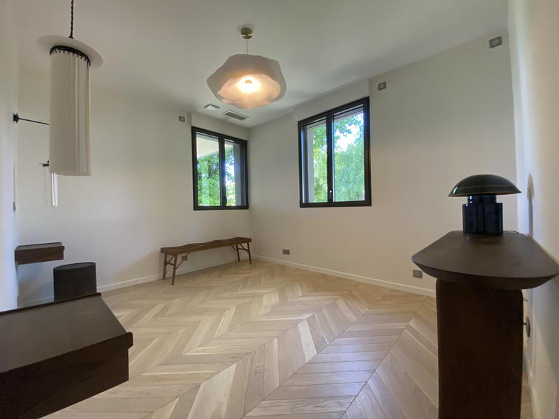 Propriété - 354 m² - 8 pièces