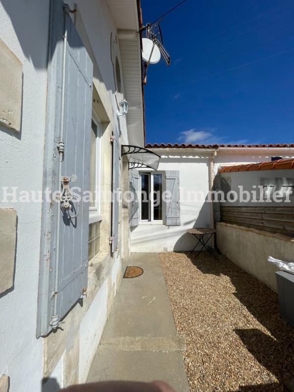 Maison de village - 70 m² - 3 pièces