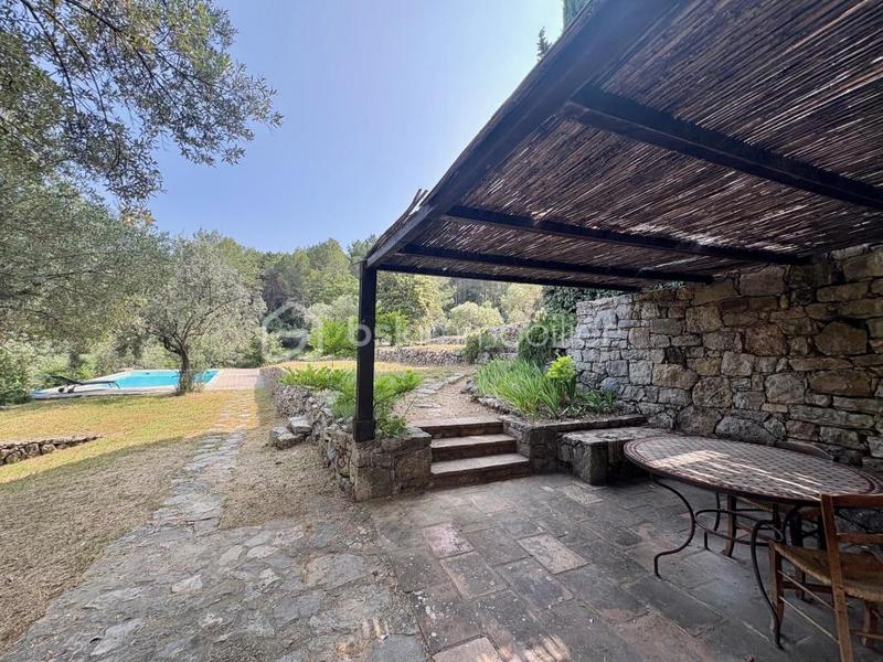 Mas - 145 m² - 5 pièces