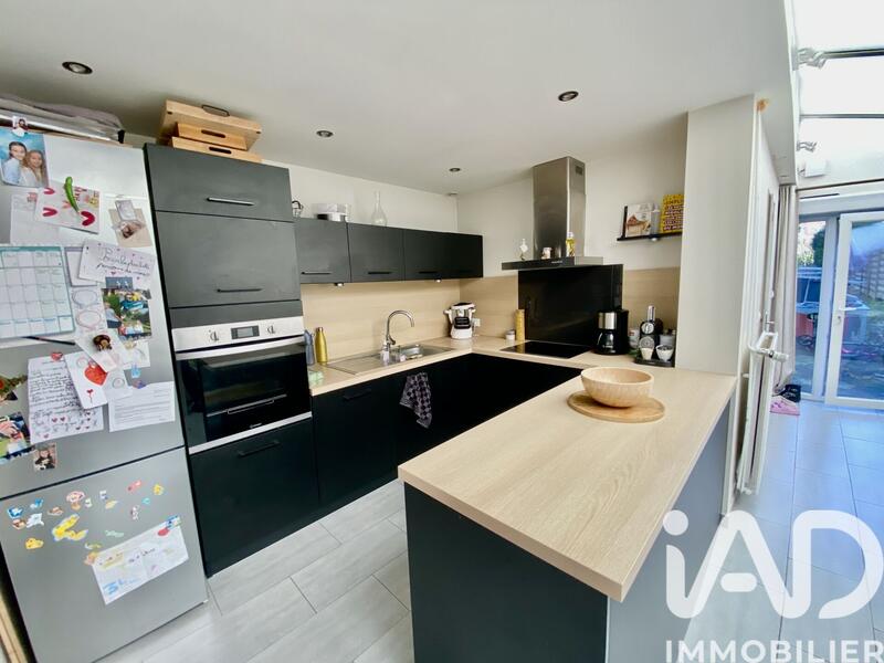 Maison - 90 m² - 4 pièces