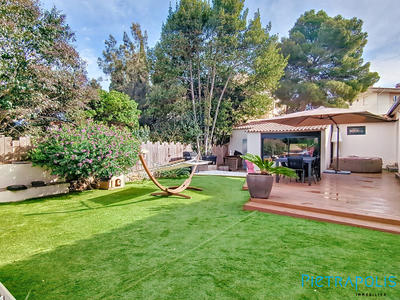 Villa - 137 m² - 4 pièces