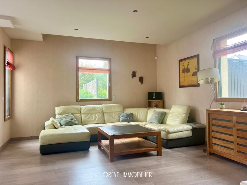 Maison - 165 m² - 8 pièces