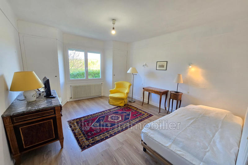 Maison - 180 m² - 8 pièces