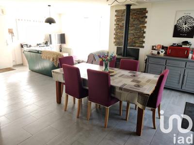 Maison - 90 m² - 5 pièces