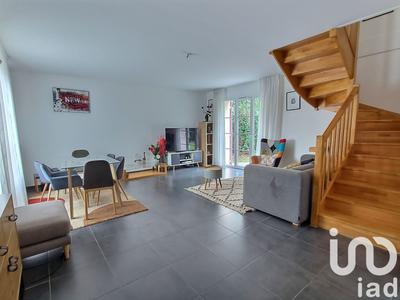 Maison - 83 m² - 4 pièces