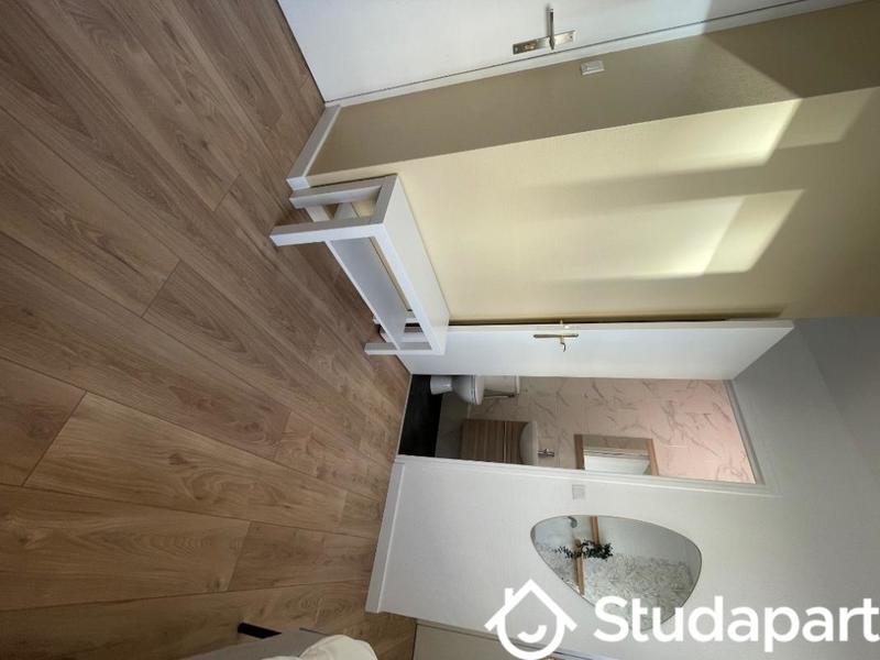 Chambre - 13 m² - 1 pièce