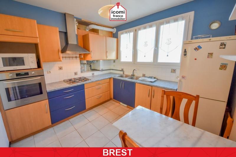 Appartement - 90 m² - 5 pièces