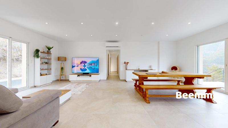 Maison - 130 m² - 4 pièces