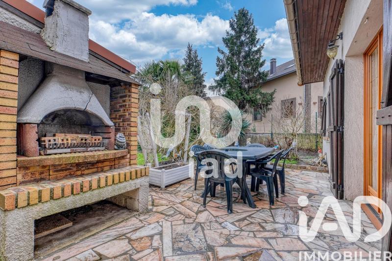 Maison - 108 m² - 5 pièces