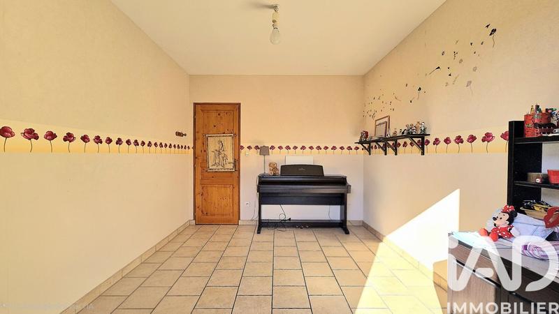 Maison - 121 m² - 6 pièces