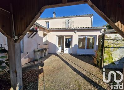 Maison - 158 m² - 4 pièces