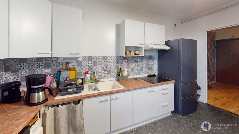 Appartement - 98 m² - 5 pièces