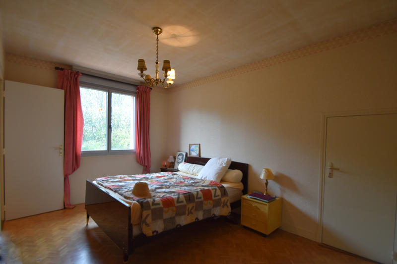 Maison - 200 m² - 7 pièces