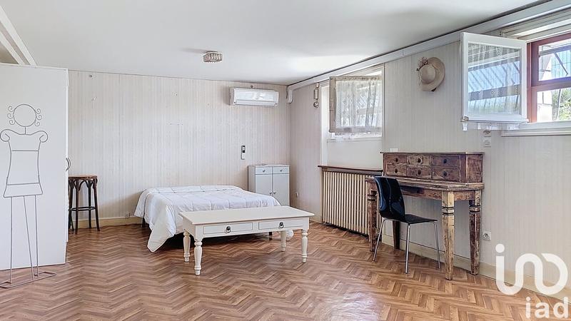 Maison - 184 m² - 7 pièces