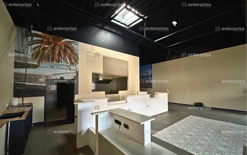 Local commercial - 277 m²