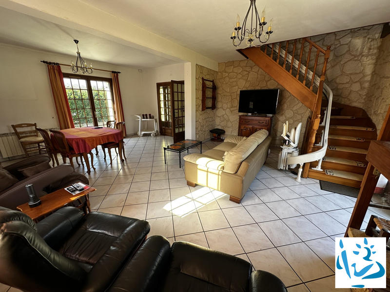 Maison - 125 m² - 4 pièces