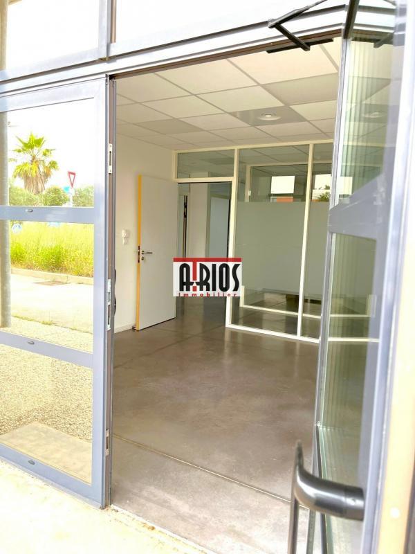 Local d'activité / Entrepôt - 290 m²