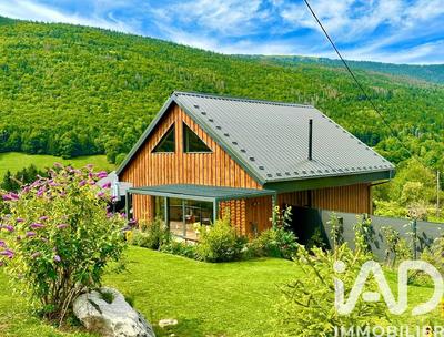 Châlet - 339 m² - 13 pièces