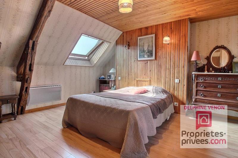 Maison - 251 m² - 6 pièces