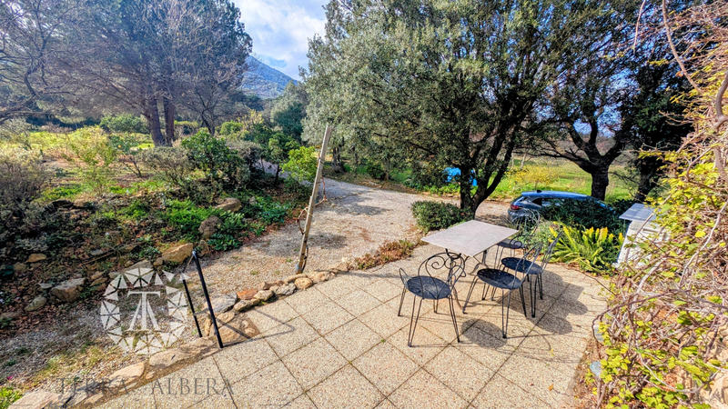 Mas - 239 m² - 6 pièces