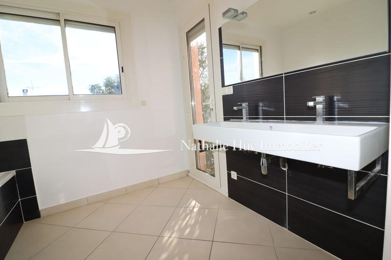 Villa - 175 m² - 6 pièces