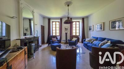 Maison - 360 m² - 12 pièces