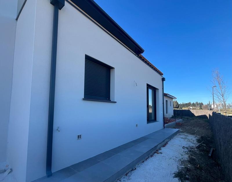 Maison - 93 m² - 5 pièces