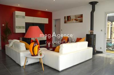 Maison - 140 m² - 6 pièces